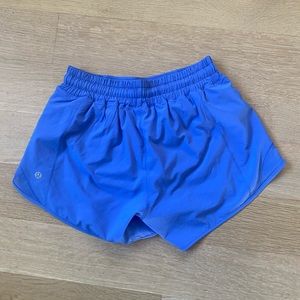 LULULEMON Hotty Hot Low Rise Shorts 4inch inseam